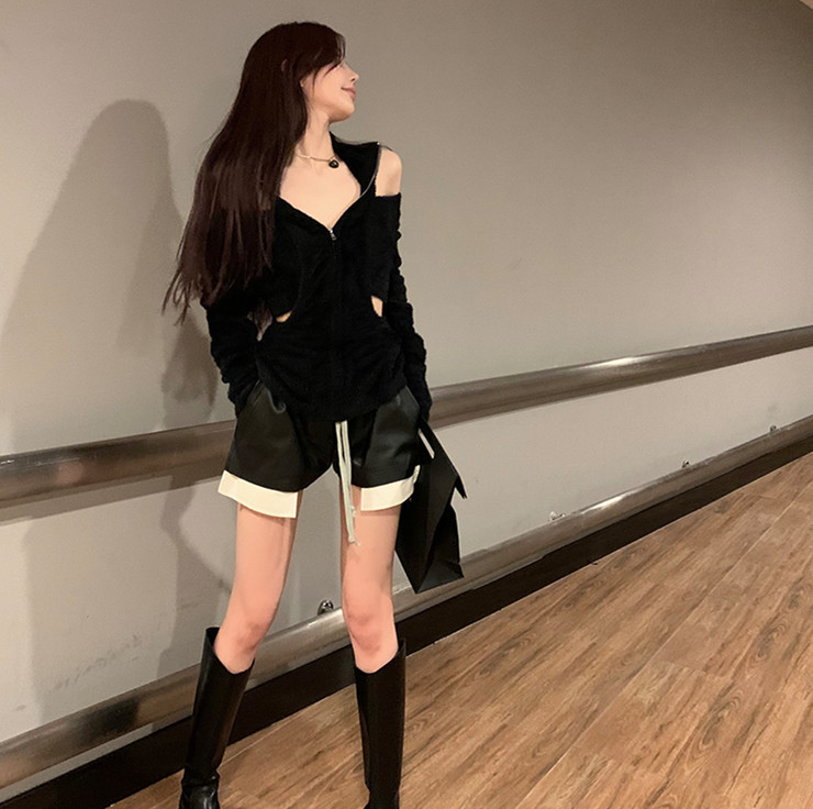 All-match elastic waist short leather pants 35 02