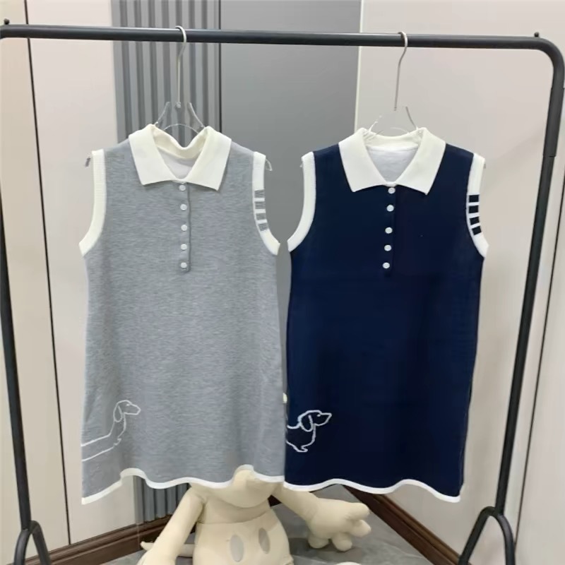 Lapel Contrast Color Sleeveless A-Line Dress 17 01