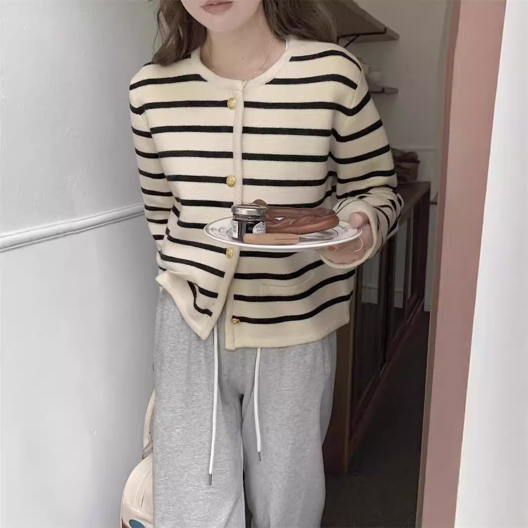 Retro Chanel style striped short loose coat 24